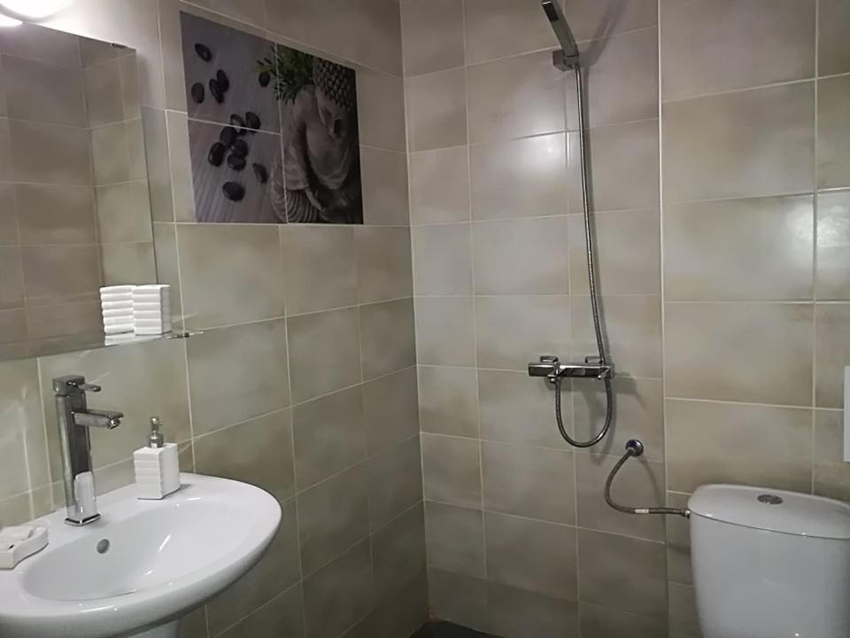 Astoria Aparthotel Khisaria Eksteriør bilde