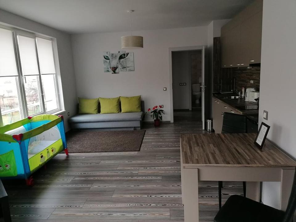 Astoria Aparthotel Khisaria Eksteriør bilde
